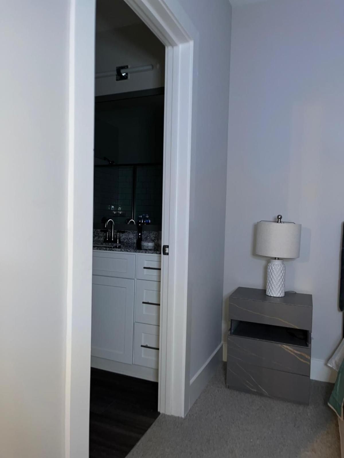 New Gem 2bdr Heart Of Atl Pool & Gym Atlanta